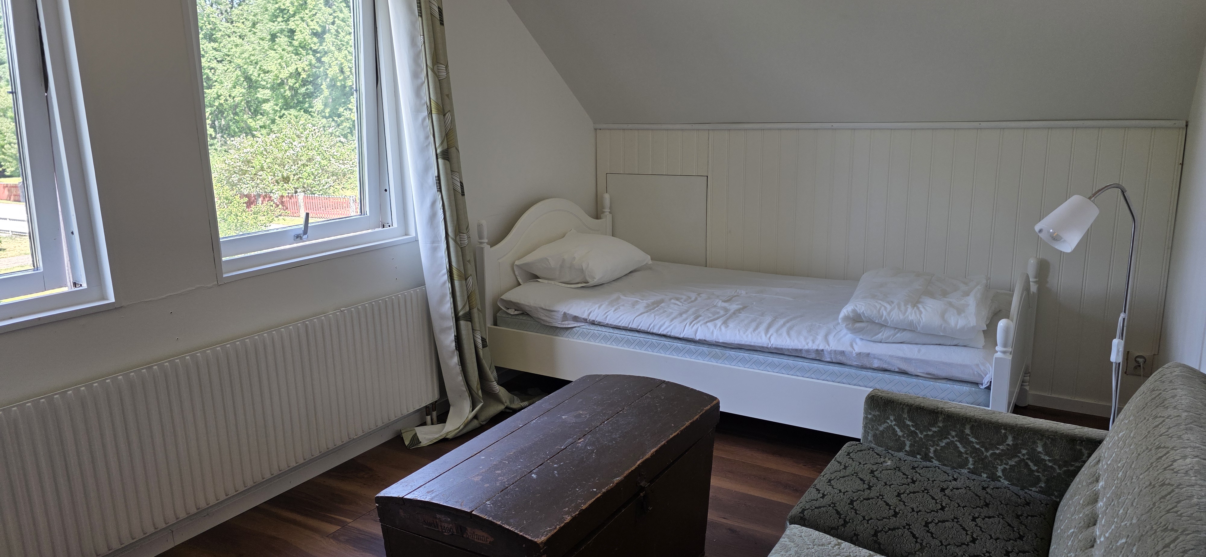 1. Schlafzimmer oben