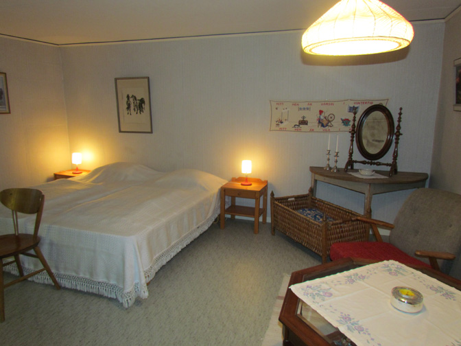 Schlafzimmer mit 1 Doppelbett