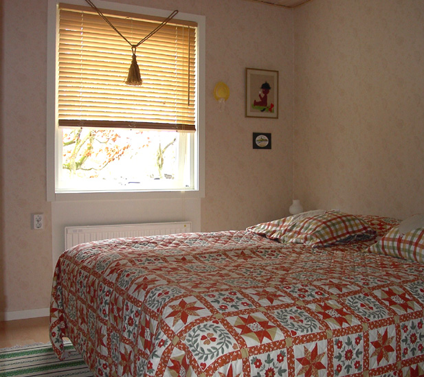 Schlafzimmer m. 1 Doppelbett